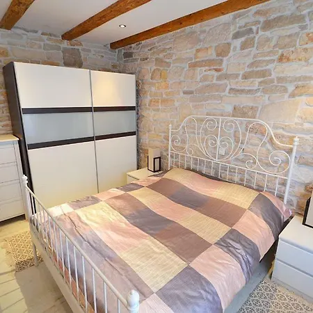 Giardin Villa *