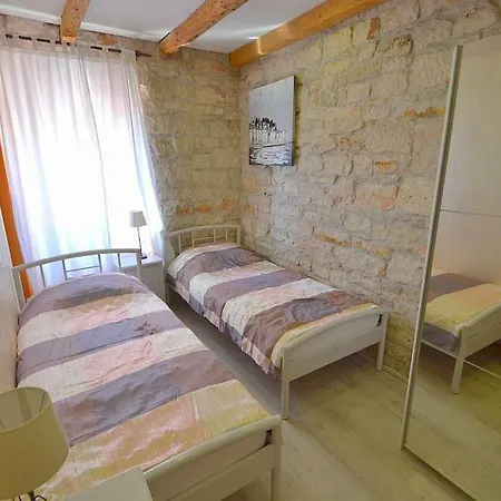 Villa Giardin Novigrad (Istria)