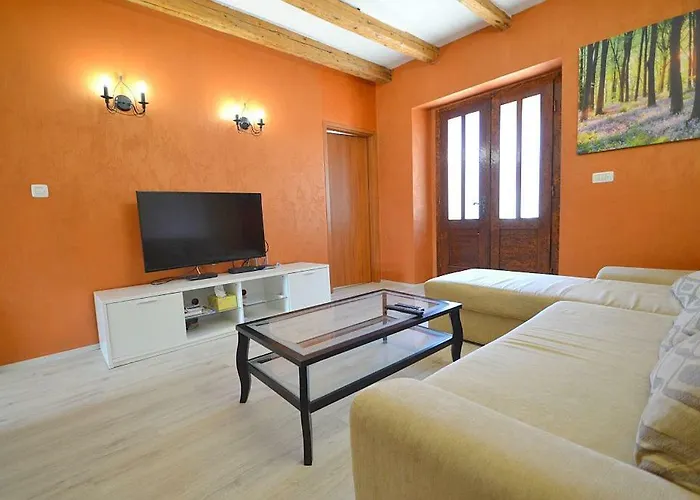 Giardin Novigrad Istria